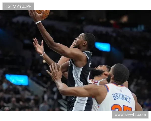 文班领衔马刺4000场里程碑